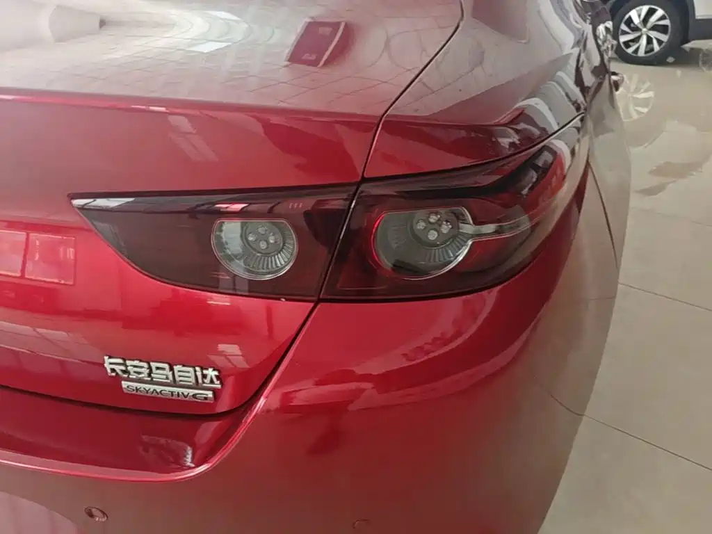 Mazda 3 Axela — миниатюра 8