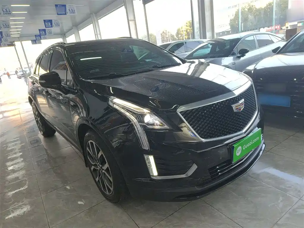 CADILLAC XT5