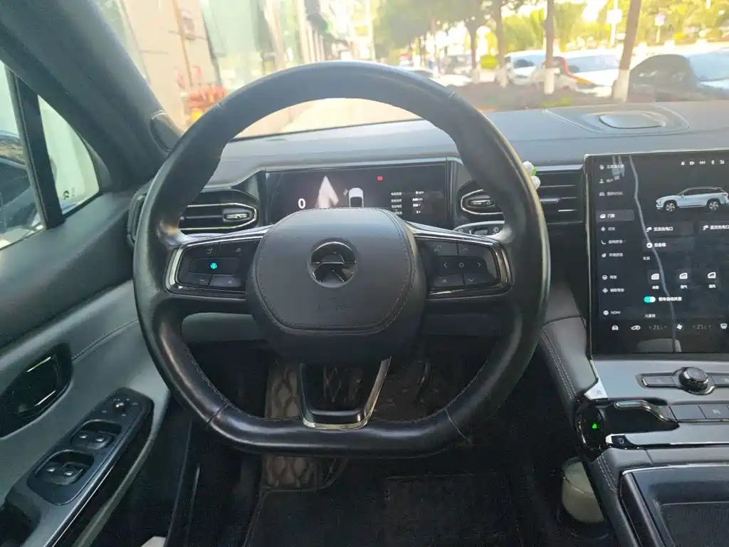 NIO ES6 — миниатюра 3