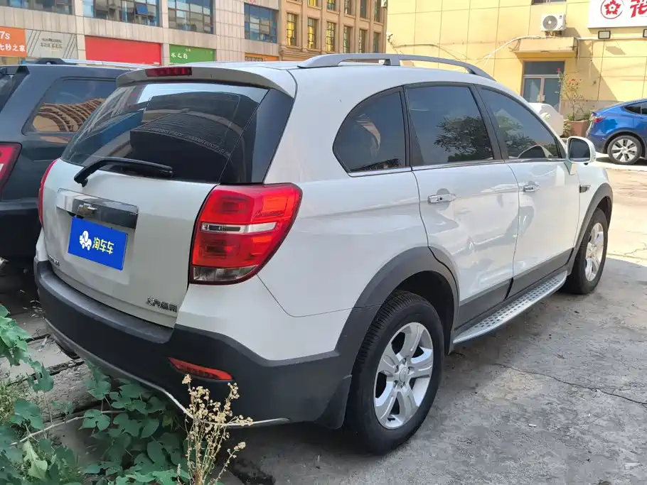 Chevrolet Captiva — миниатюра 3