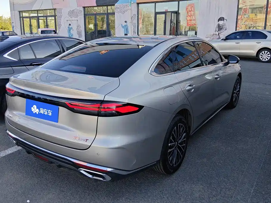 Geely Emgrand — миниатюра 3