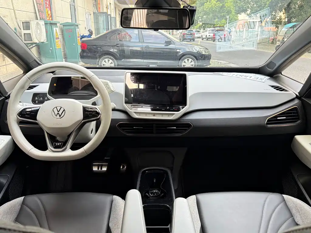 Volkswagen ID.3 — миниатюра 11