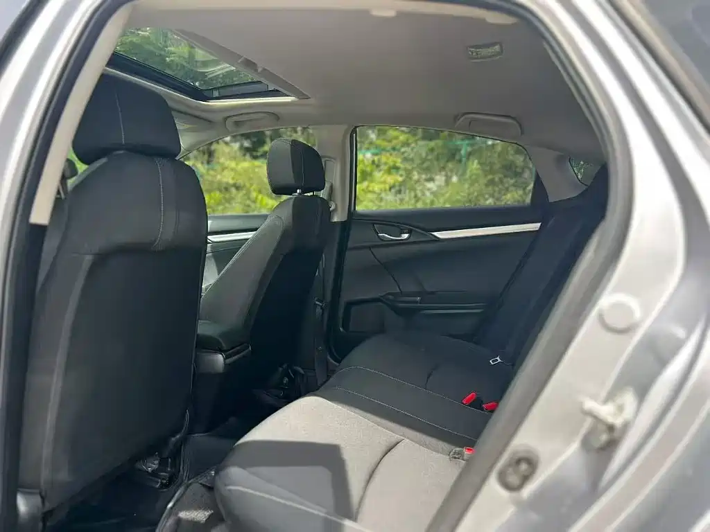 Honda Civic 2019 220TURBO CVT V