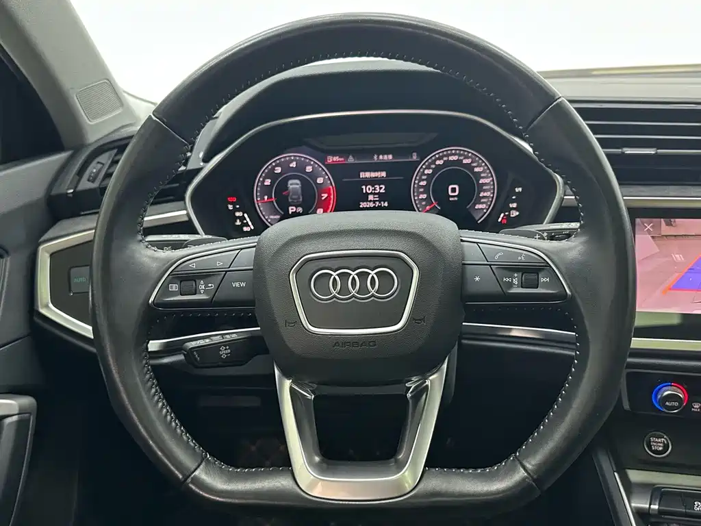 Audi Q3 — миниатюра 11