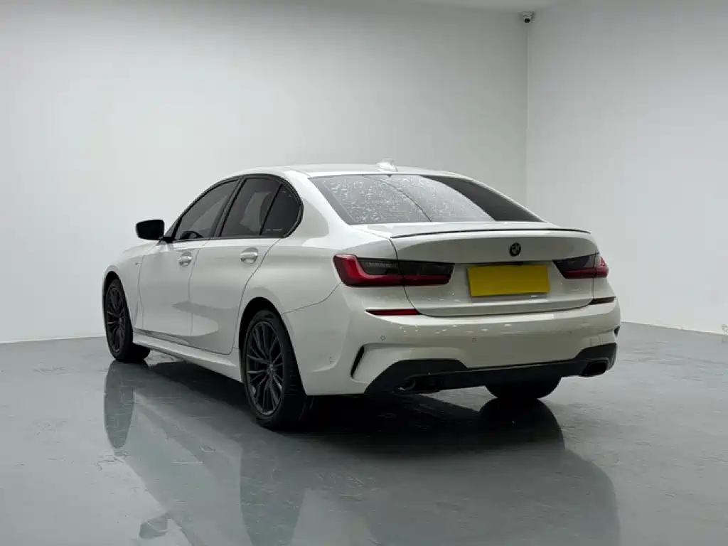 BMW 3 Series — миниатюра 4