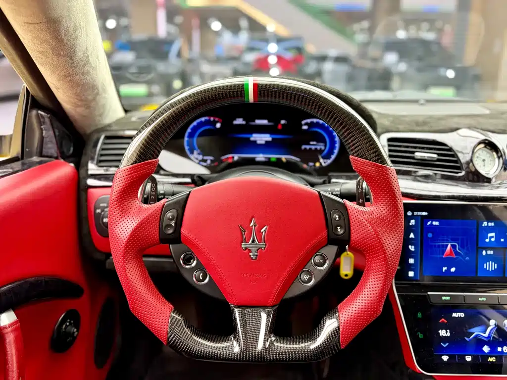 Maserati GranTurismo — миниатюра 16