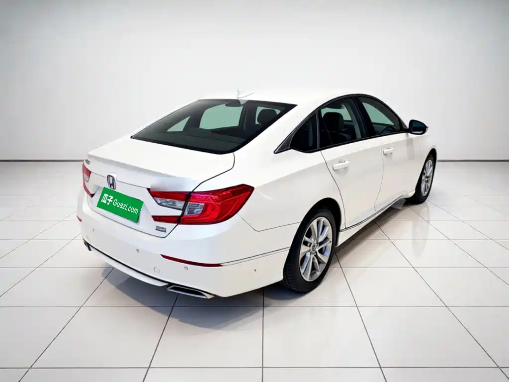 Honda Accord — миниатюра 6