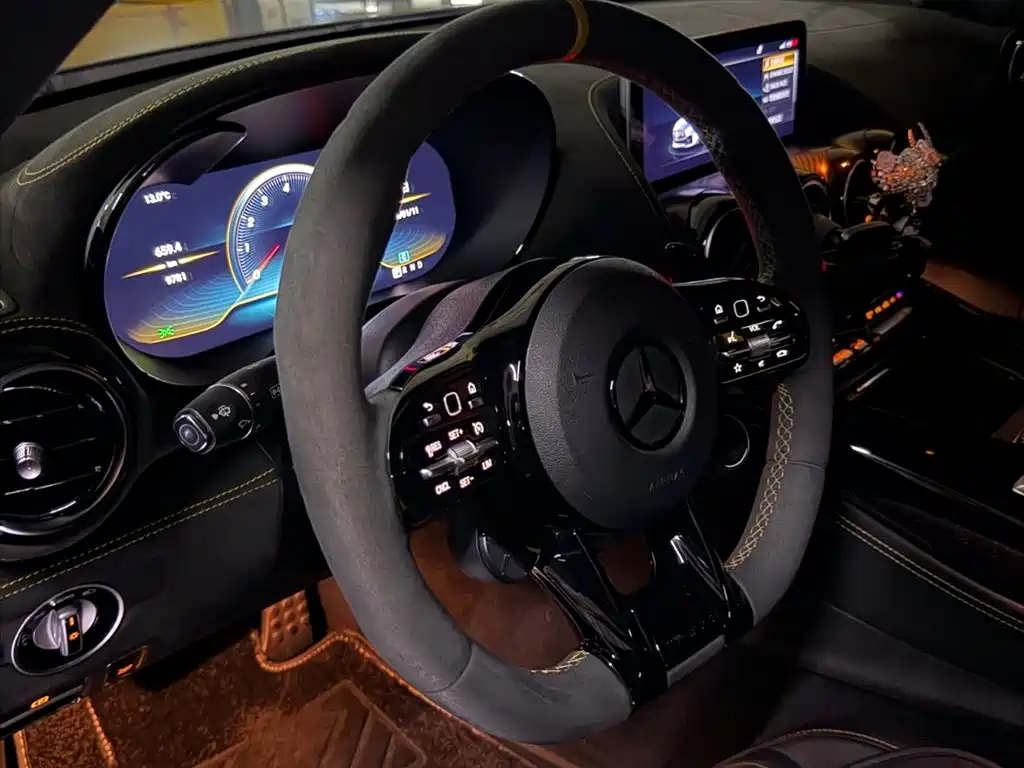 MERCEDES-BENZ AMG GT