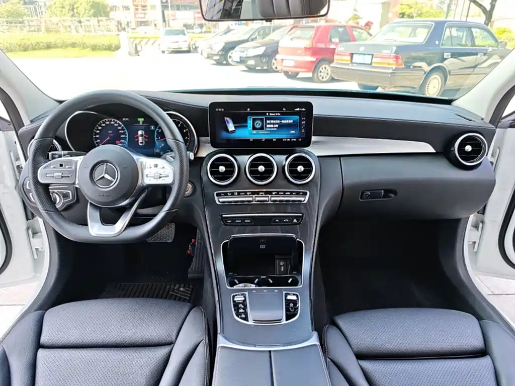 Mercedes-Benz C-Class — миниатюра 17