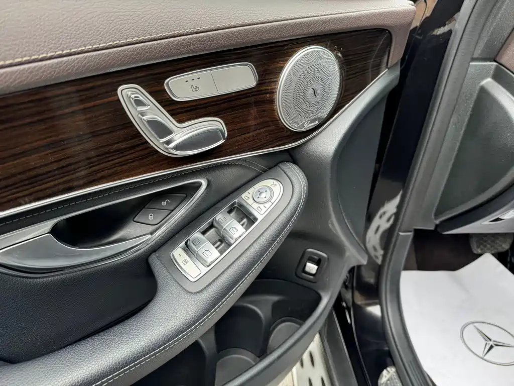 Mercedes-Benz GLC — миниатюра 9