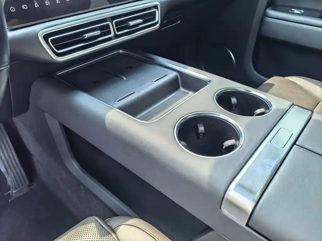 Li Auto Li L9 — миниатюра 7