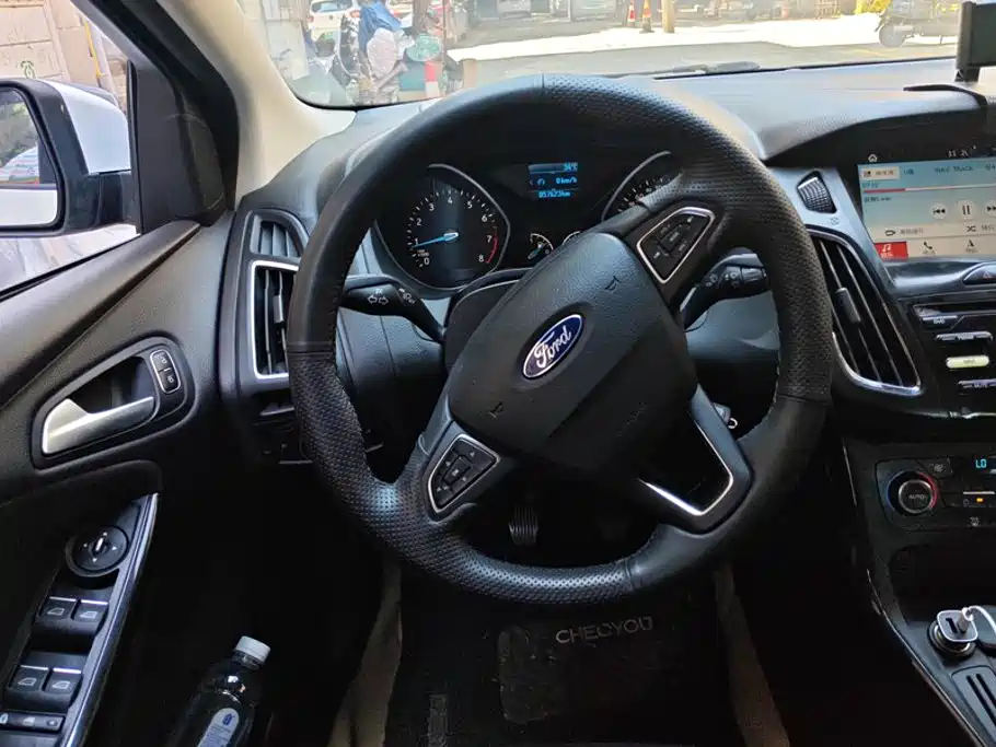 Ford Focus — миниатюра 15