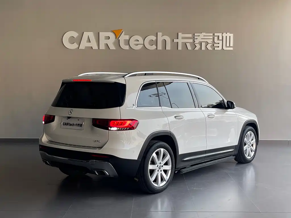 Mercedes-Benz GLB — миниатюра 4