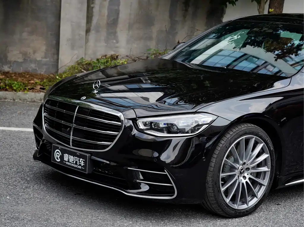 Mercedes-Benz S-Class — миниатюра 7