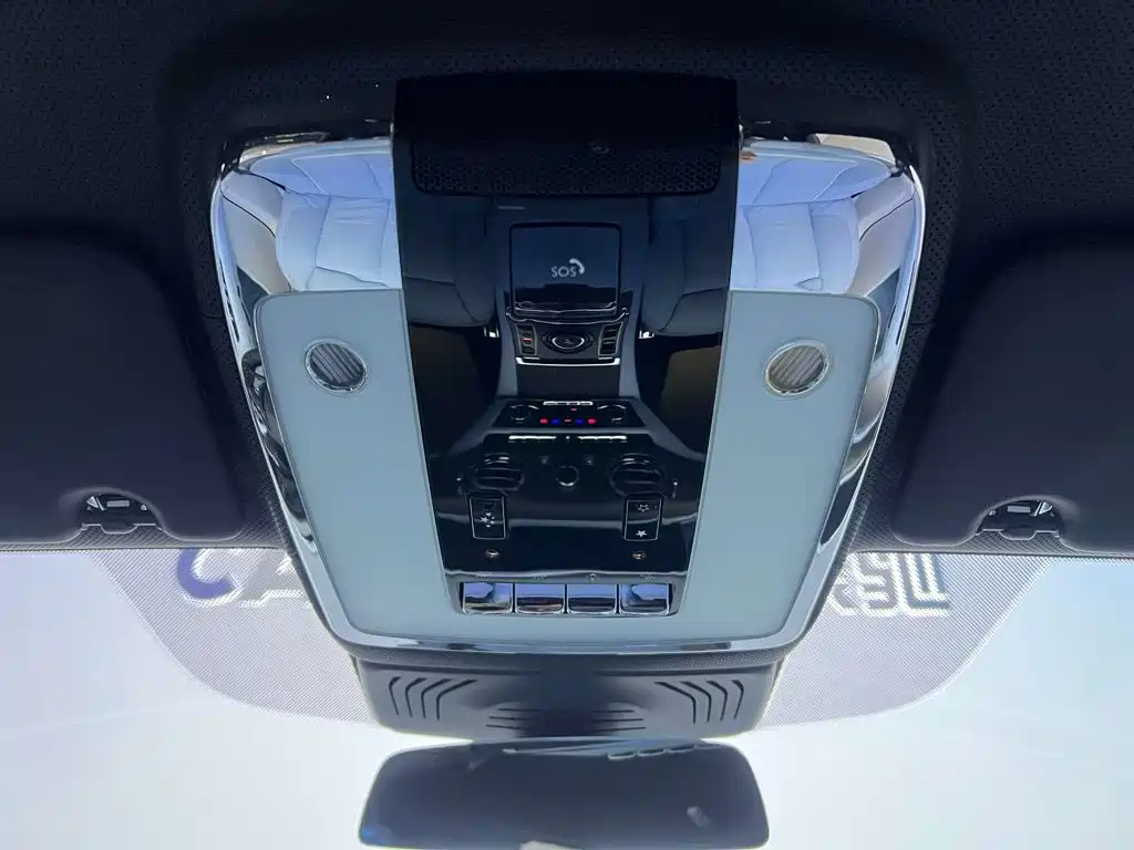 Rolls-Royce Ghost — миниатюра 37