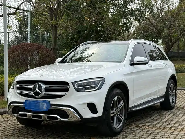 MERCEDES-BENZ GLC