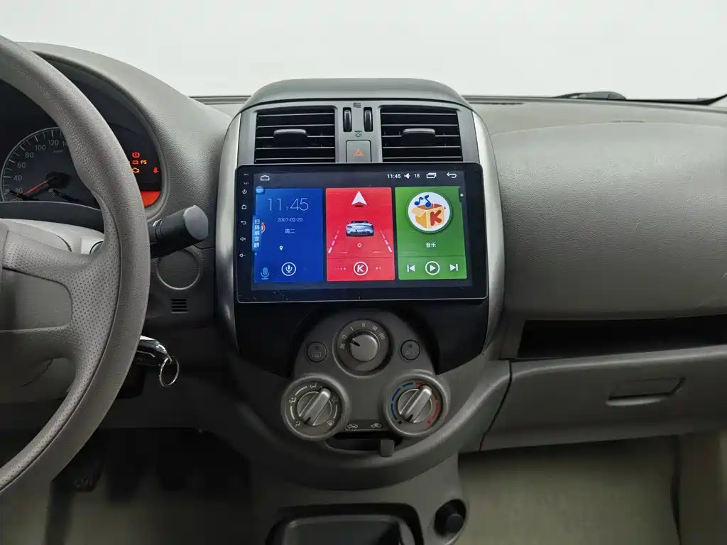 Nissan Sunny — миниатюра 12