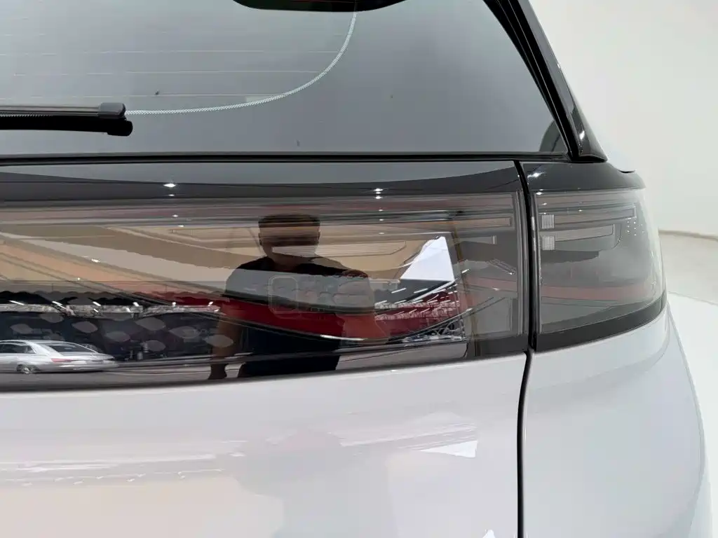 BYD Морской лев 05 EV — миниатюра 3