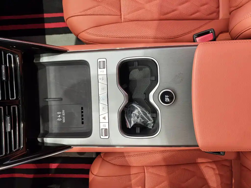 BYD Tang New Energy — миниатюра 13