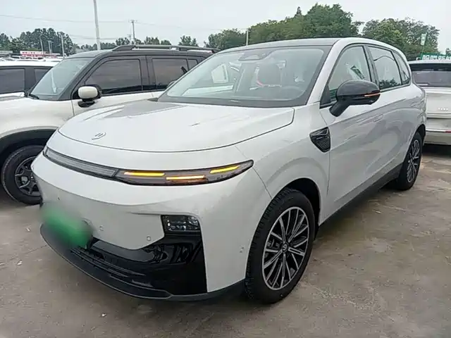 2025 Leapmotor B10