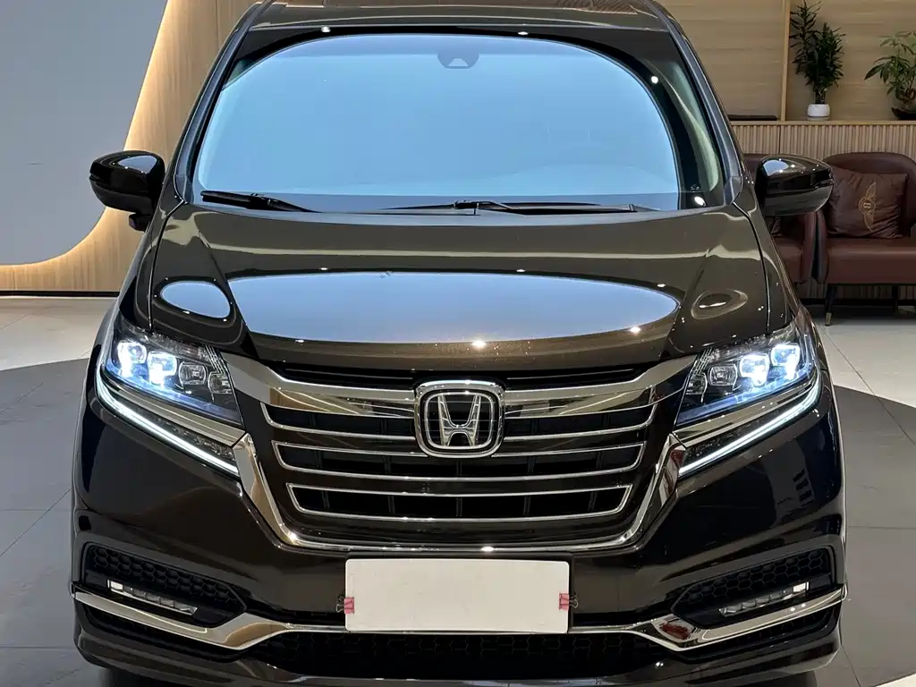 Honda Elysion 2019 2.0L Luxury