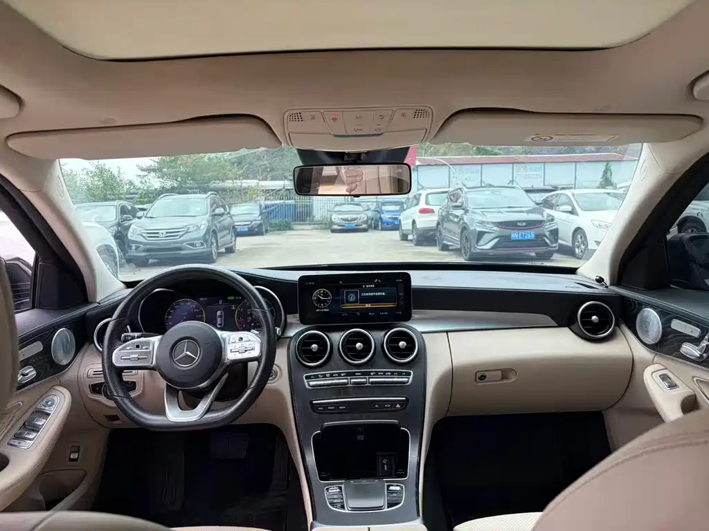 Mercedes-Benz C-Class — миниатюра 5