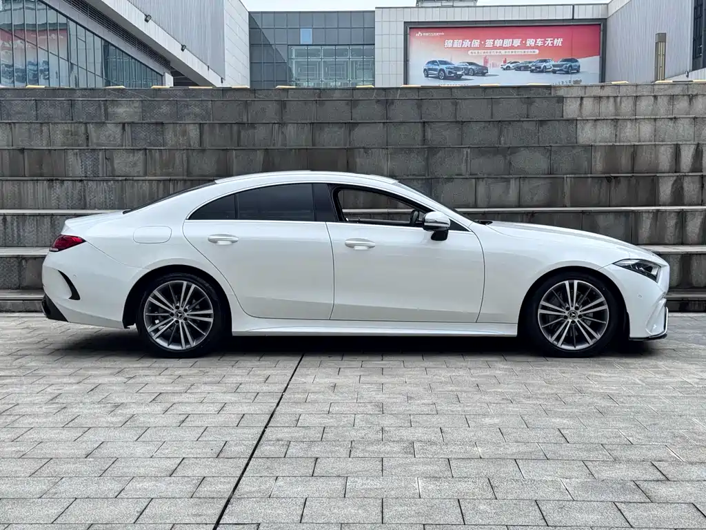Mercedes-Benz CLS — миниатюра 4