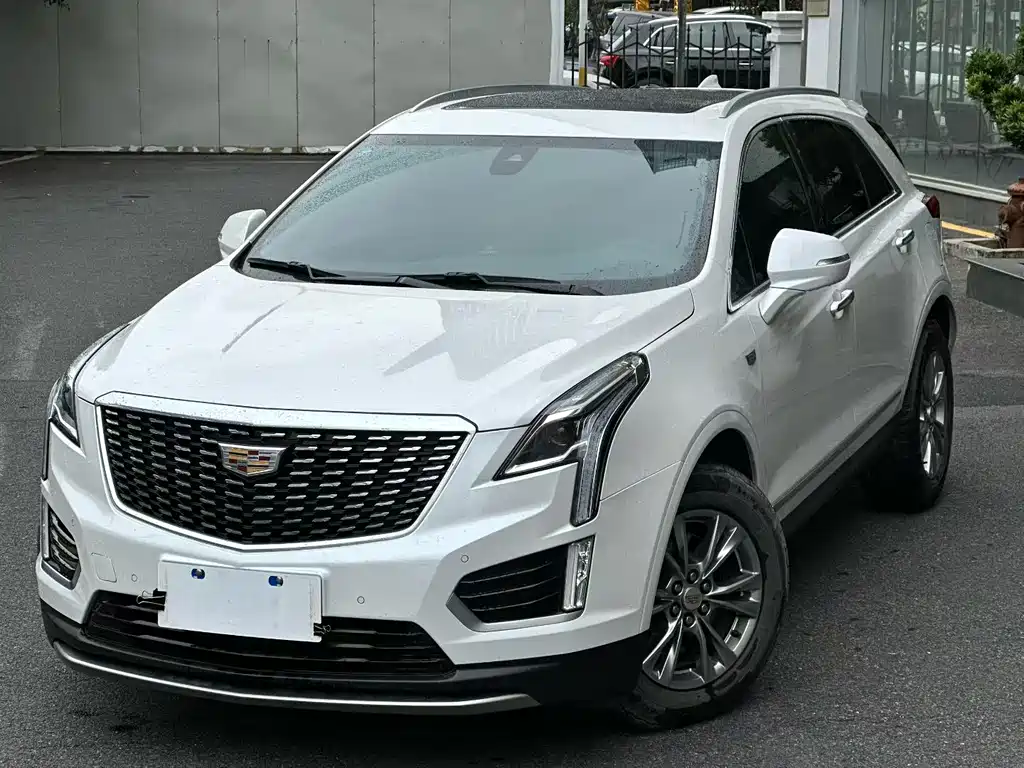 CADILLAC XT5