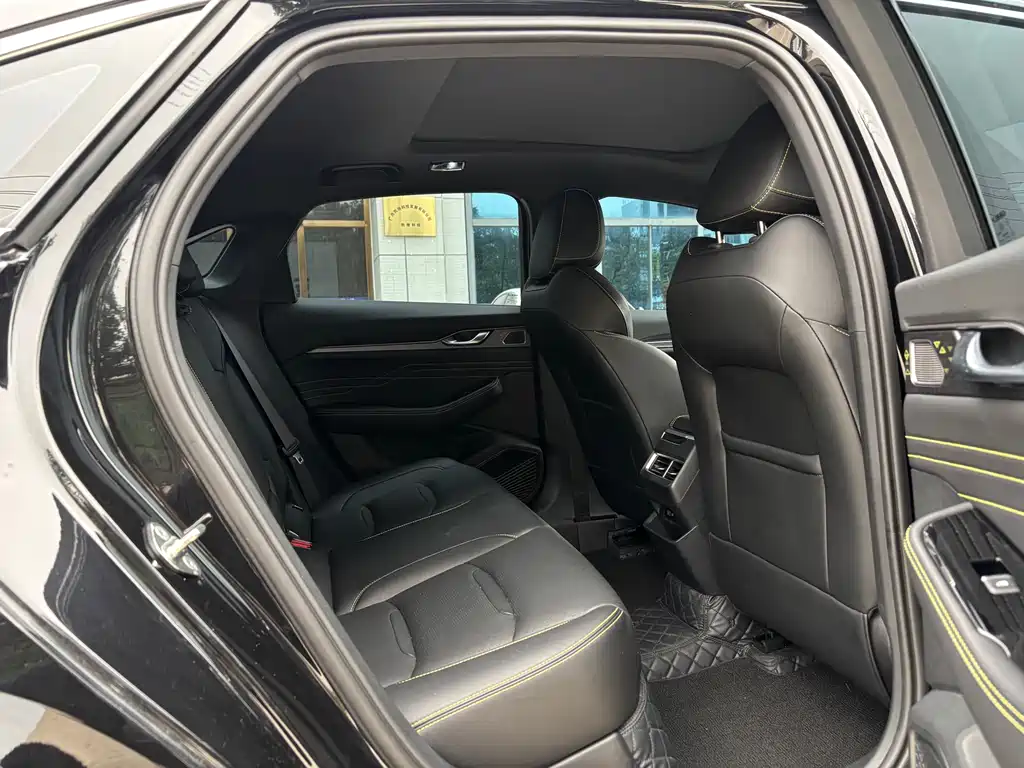 GEELY AUTOMOBILE XINGRUI