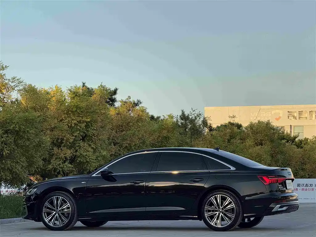 Audi A6L — миниатюра 21