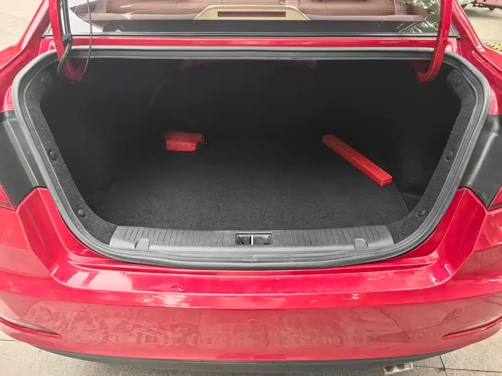 Changan Eado 2016 1.6L MT