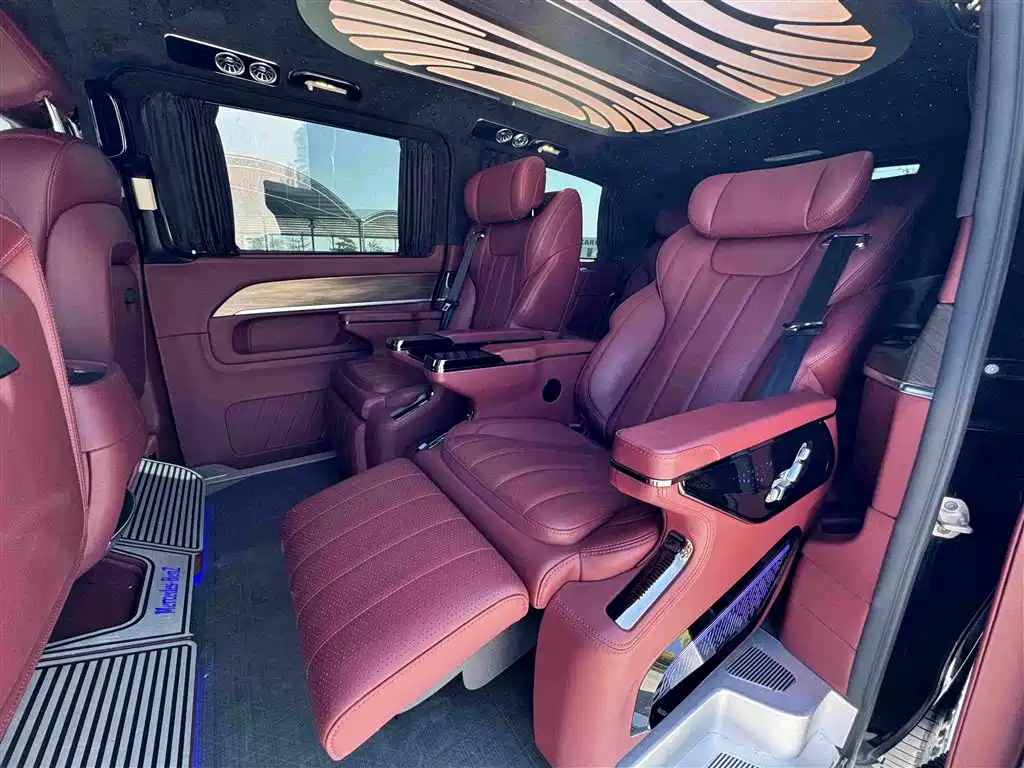 Mercedes-Benz V-Class — миниатюра 15
