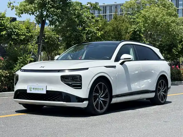 2023 Xpeng G9