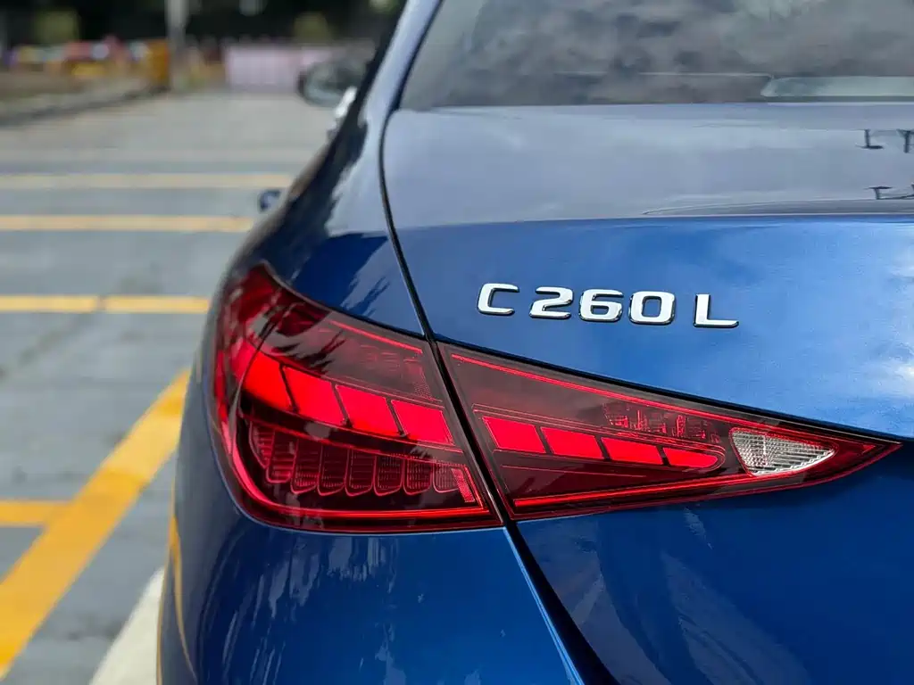 Mercedes-Benz C-Class — миниатюра 20