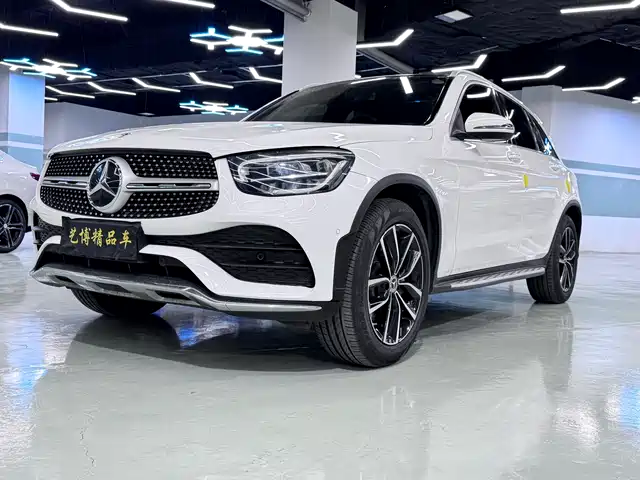 MERCEDES BENZ GLC