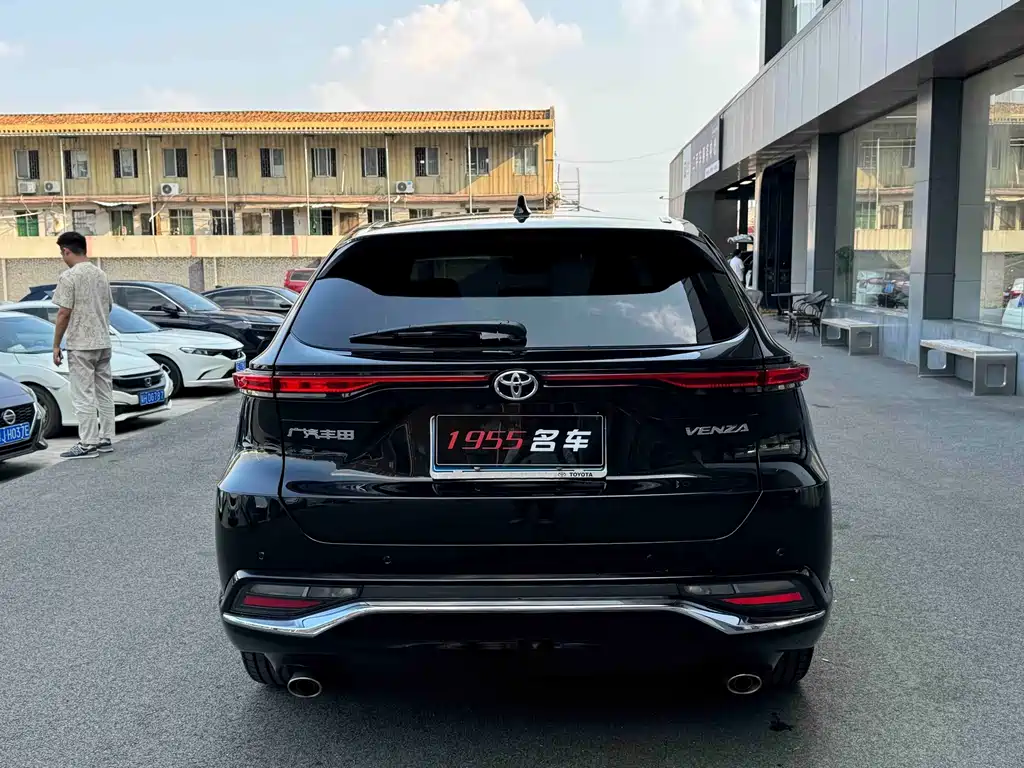 Toyota Venza — миниатюра 8