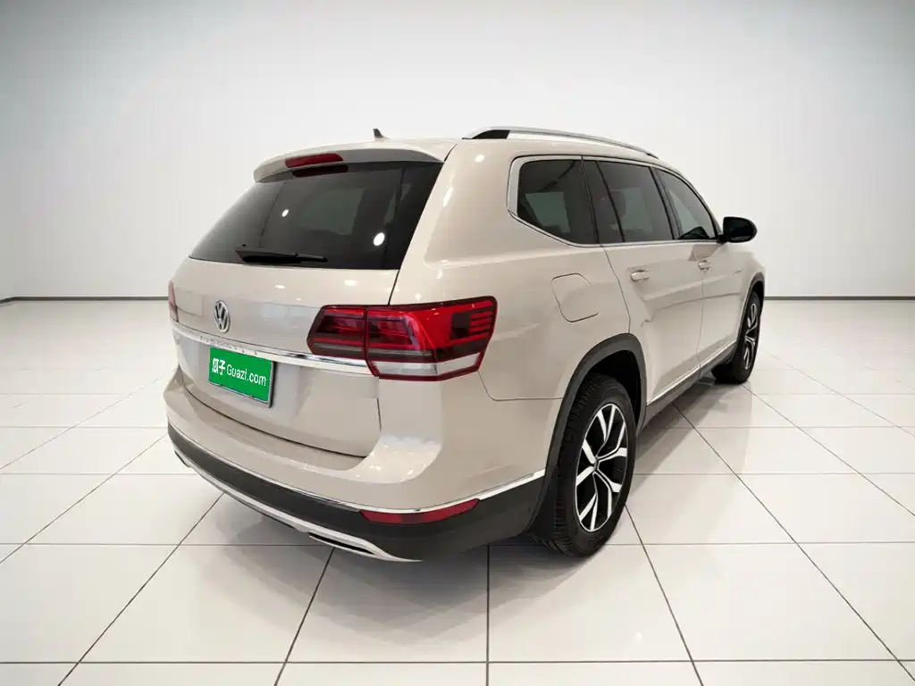 Volkswagen Teramont — миниатюра 6