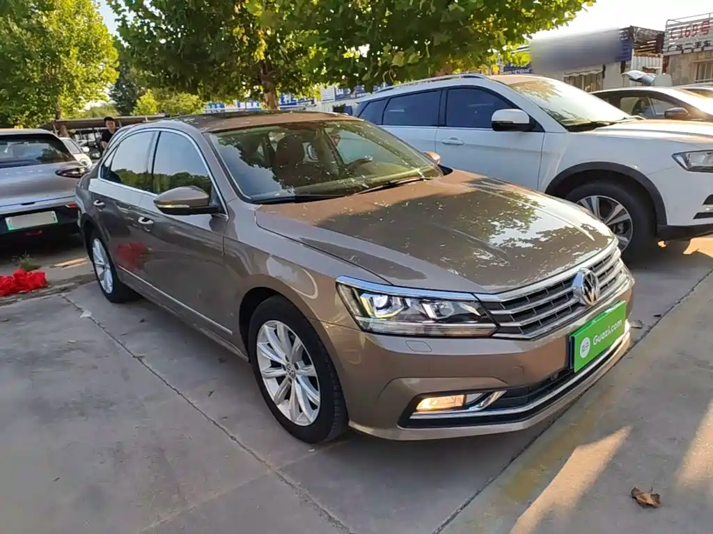 Volkswagen Passat — миниатюра 4