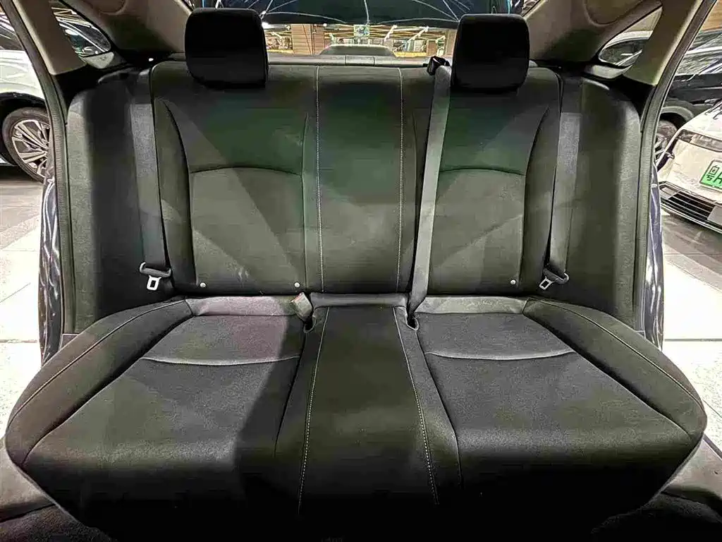 Honda Civic — миниатюра 9