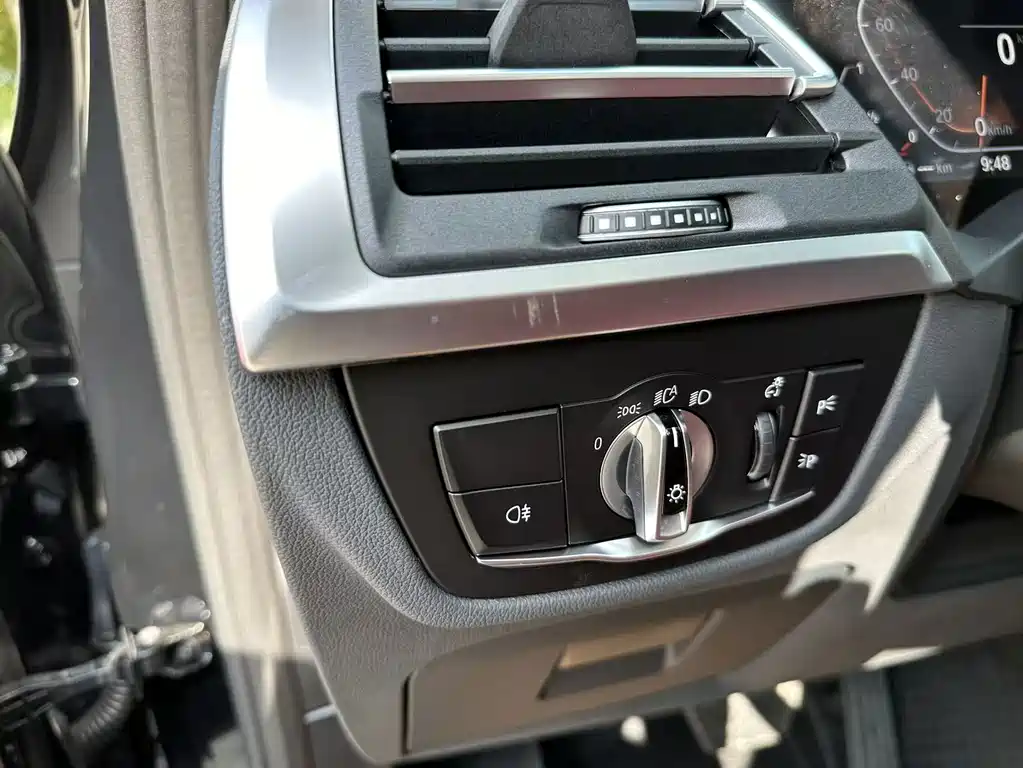 BMW X3 — миниатюра 26