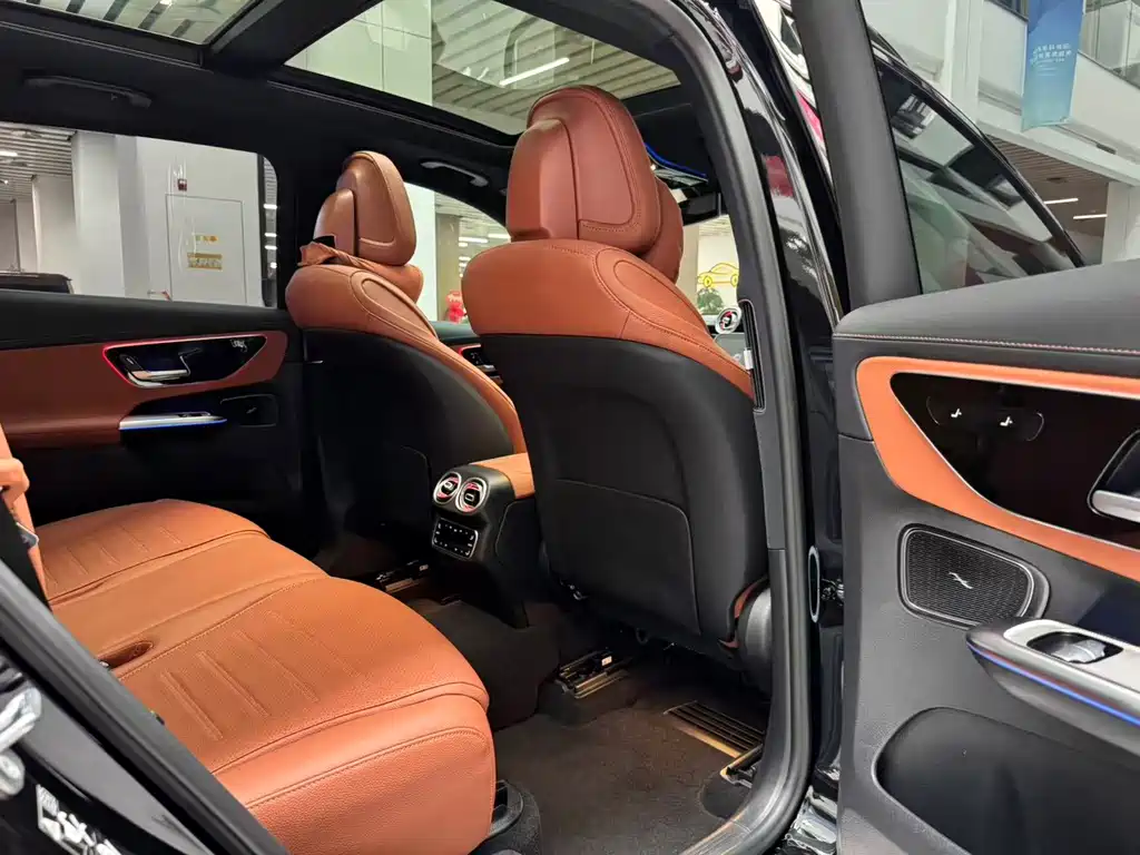 Mercedes-Benz GLC — миниатюра 19