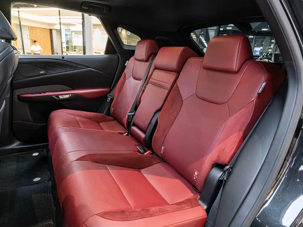 Lexus RX — миниатюра 12