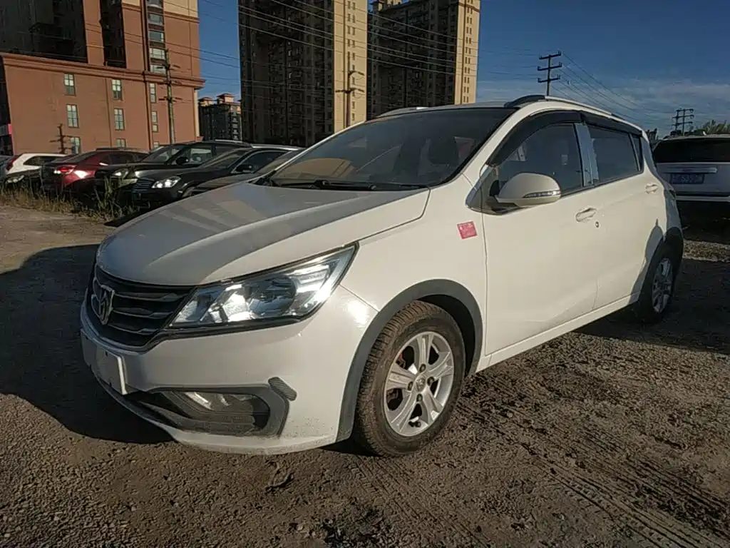 Baojun 310 — миниатюра 2