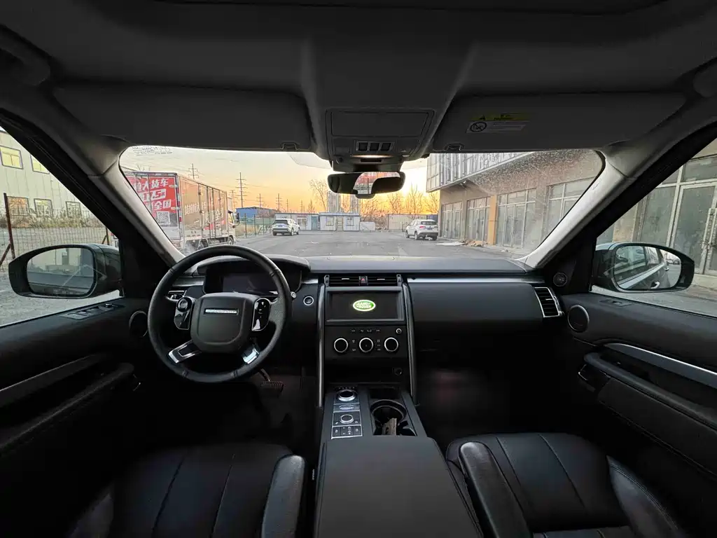 Land Rover Discovery 2020 3.0 SC V6 30