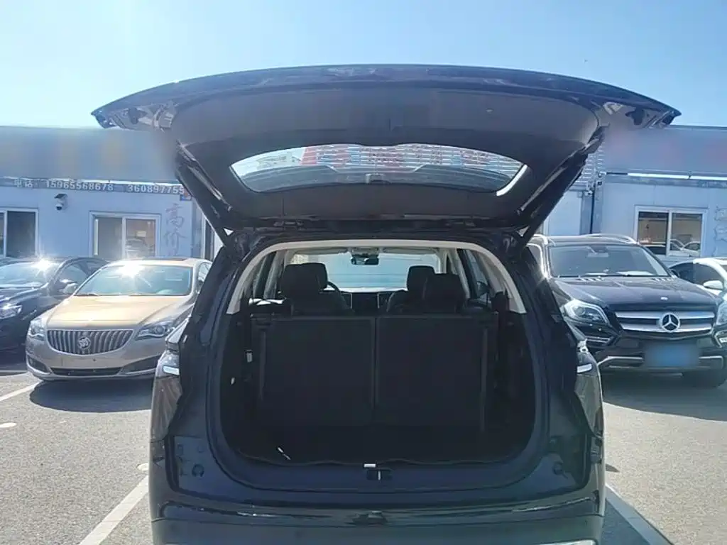 Hongqi Hongqi HS7 PHEV — миниатюра 19