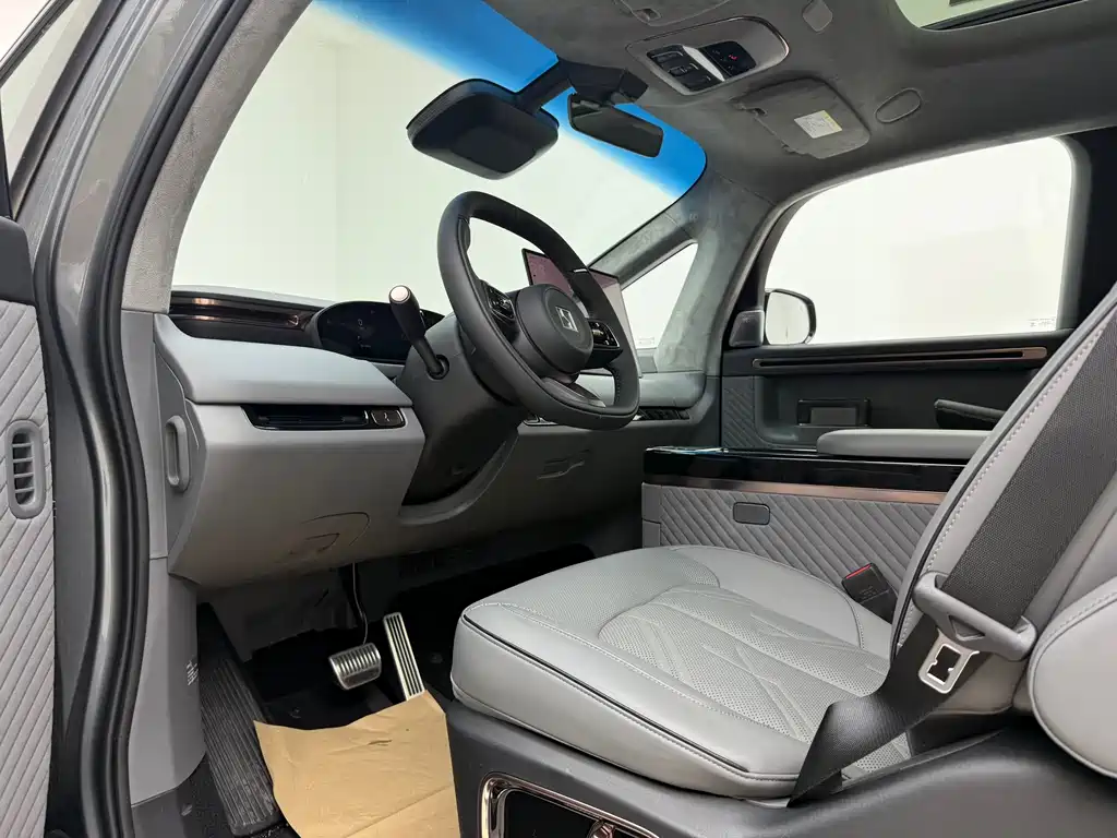 Zeekr Mix 2025 Smart Drive