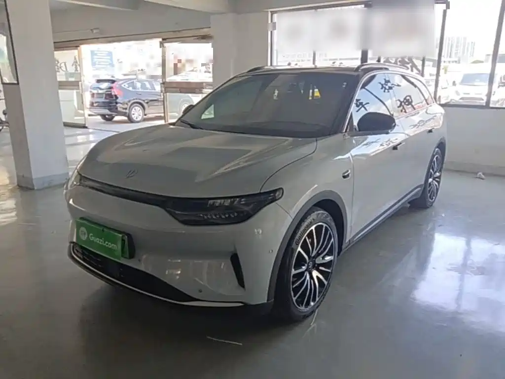 Leapmotor Leapmotor C11 — миниатюра 2