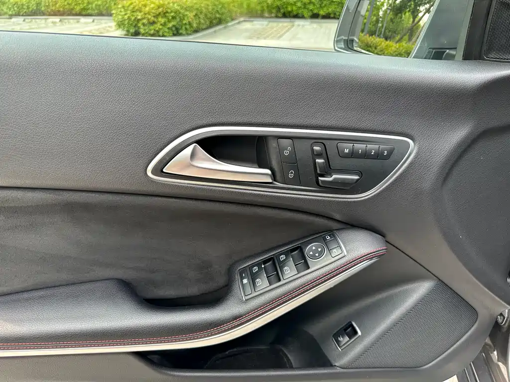 Mercedes-Benz CLA 2015 CLA 220 4MATIC