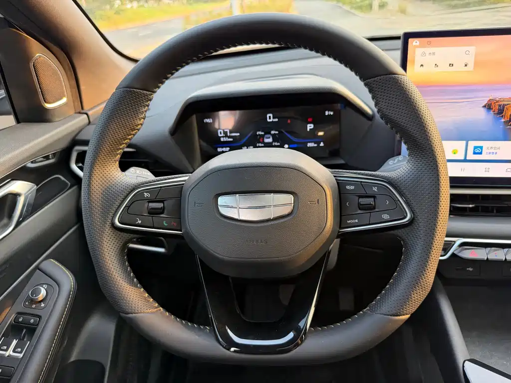 Geely Binyue — миниатюра 15
