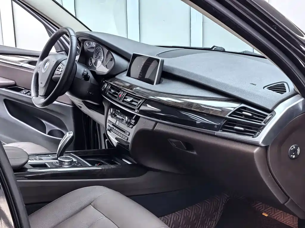 BMW X5 2014 xDrive35i Lead